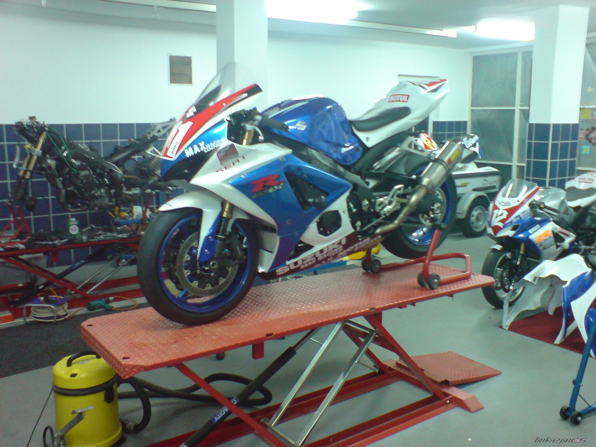 Photo 1552129