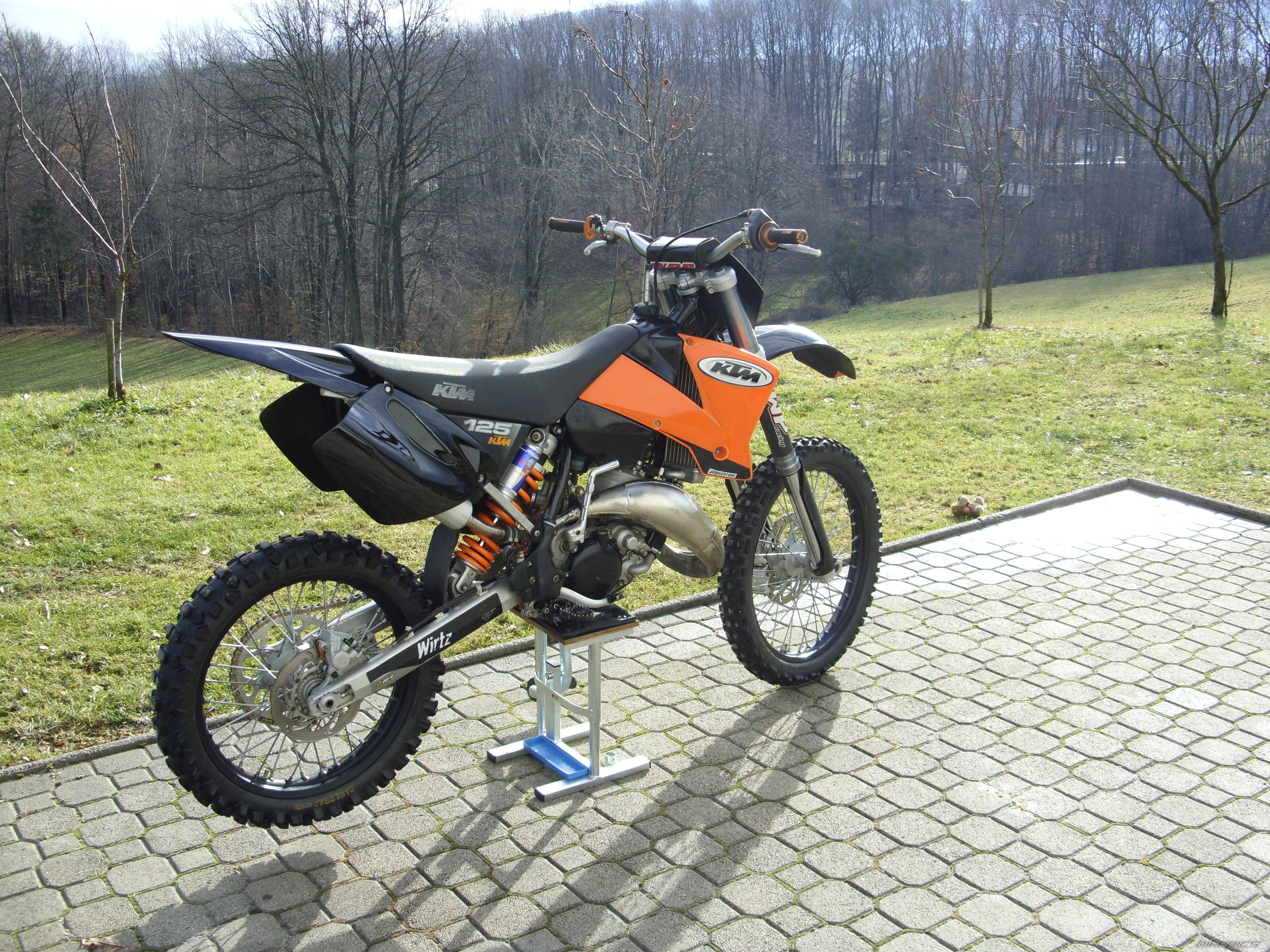 Photo 1552166