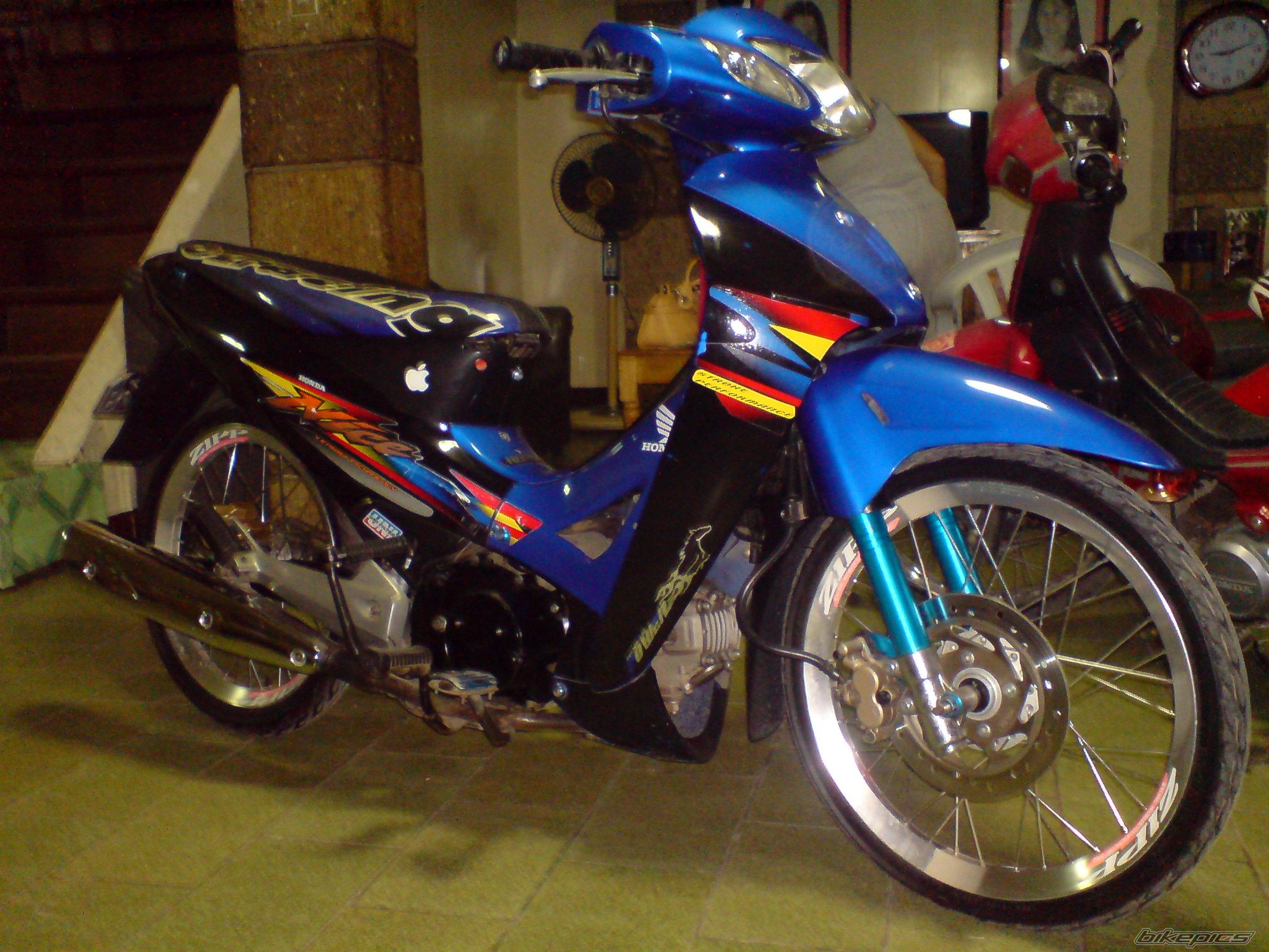 Bike Photo 1552176