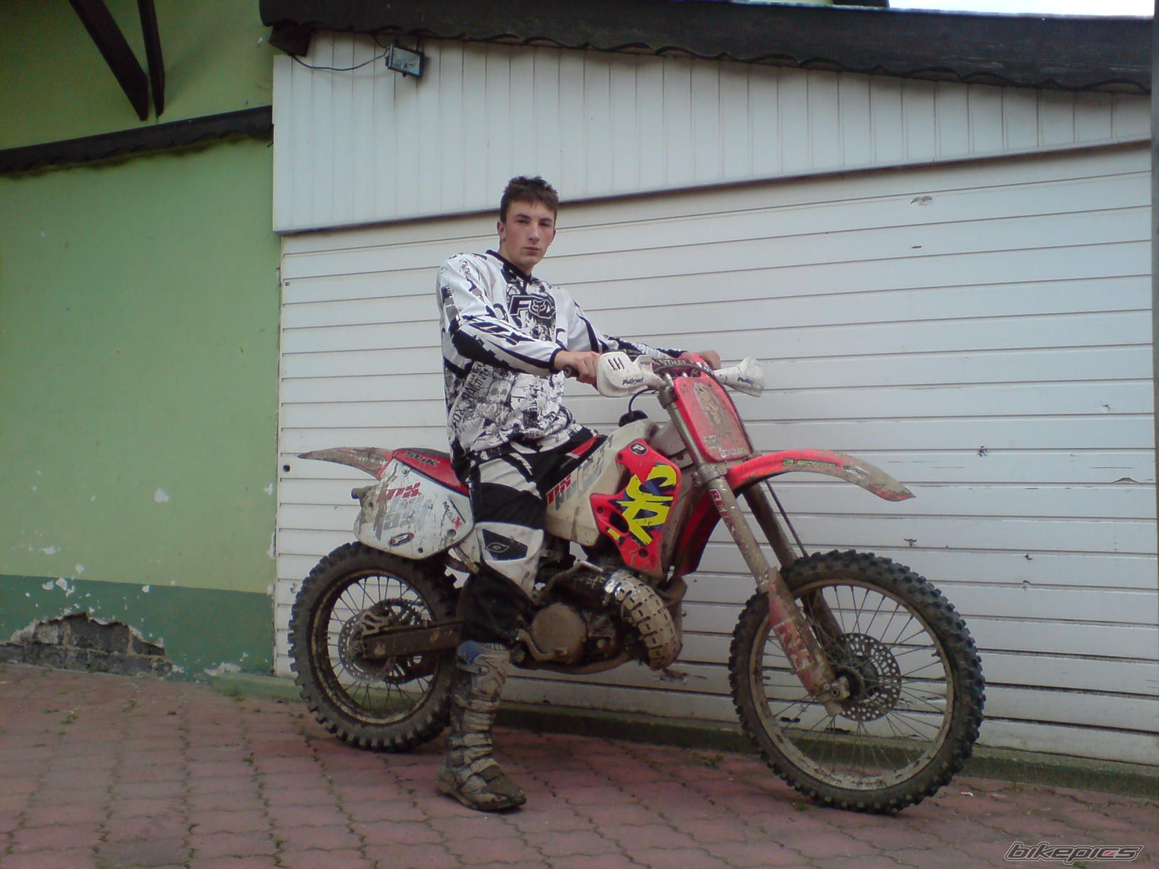 Photo 1552190