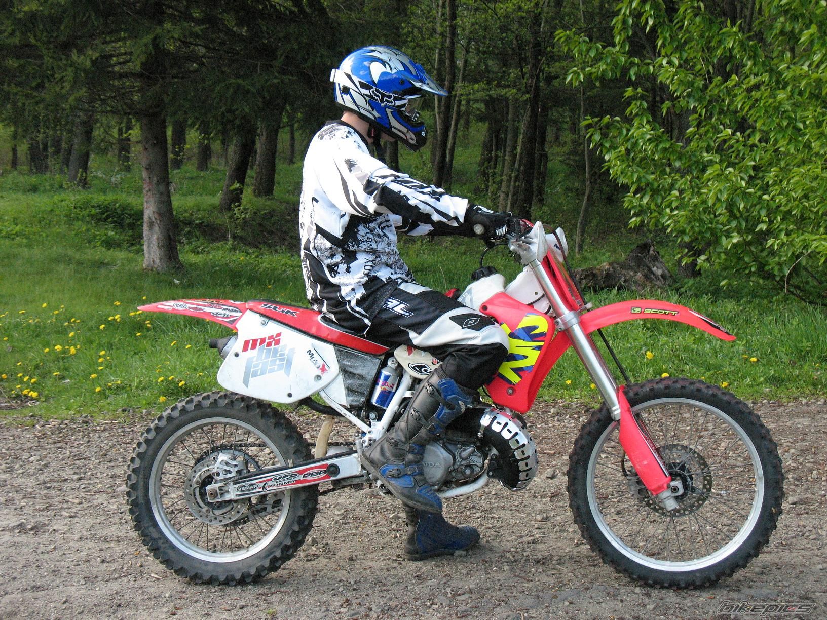 Photo 1552193