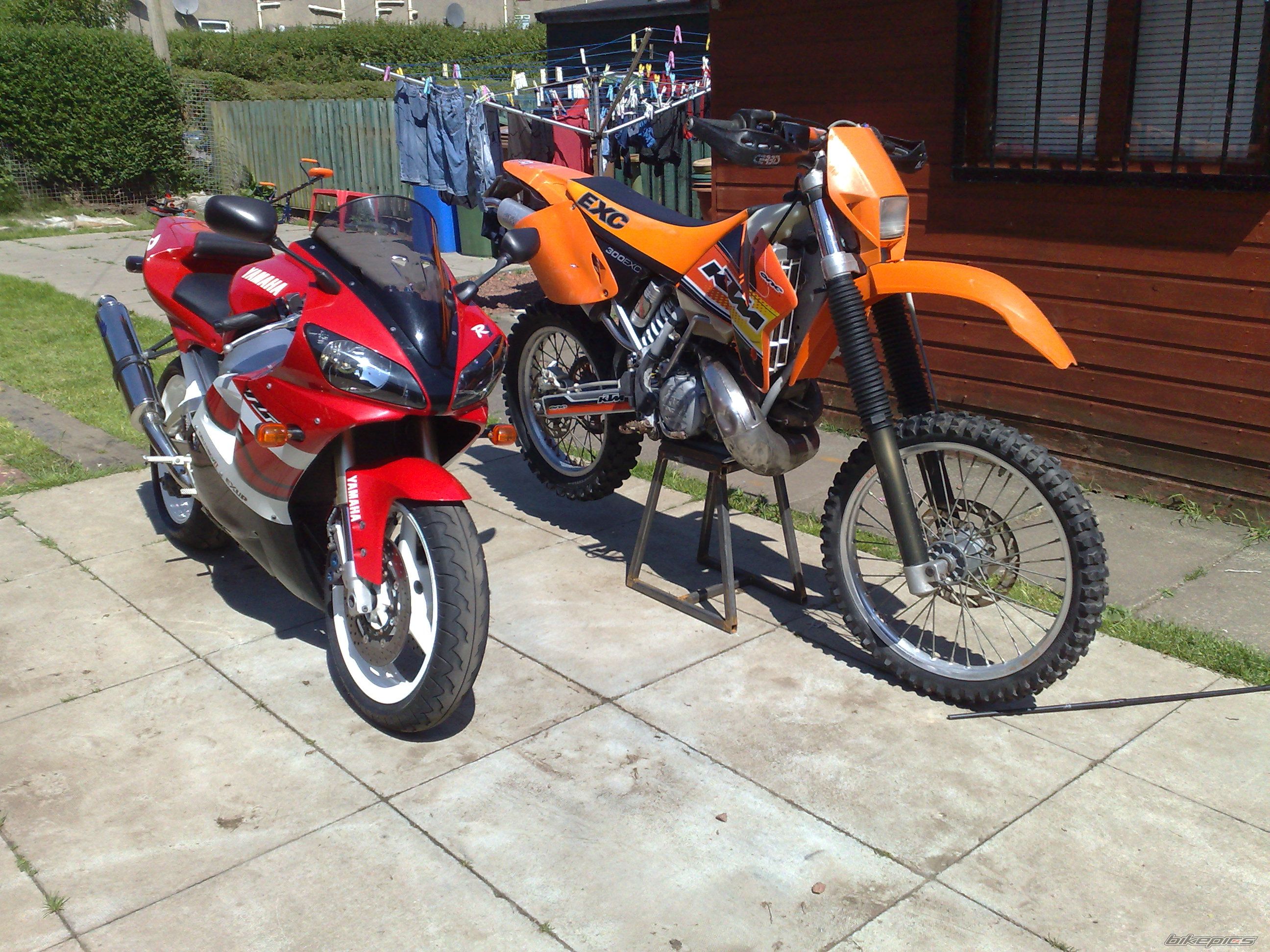 Photo 1552570