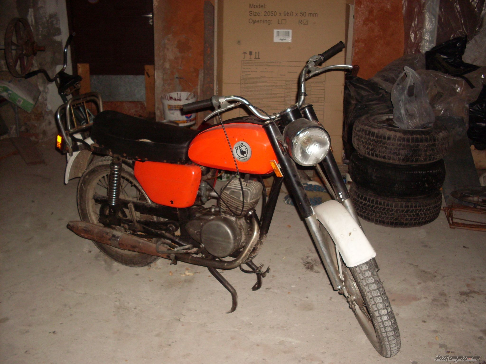 Photo 1552604