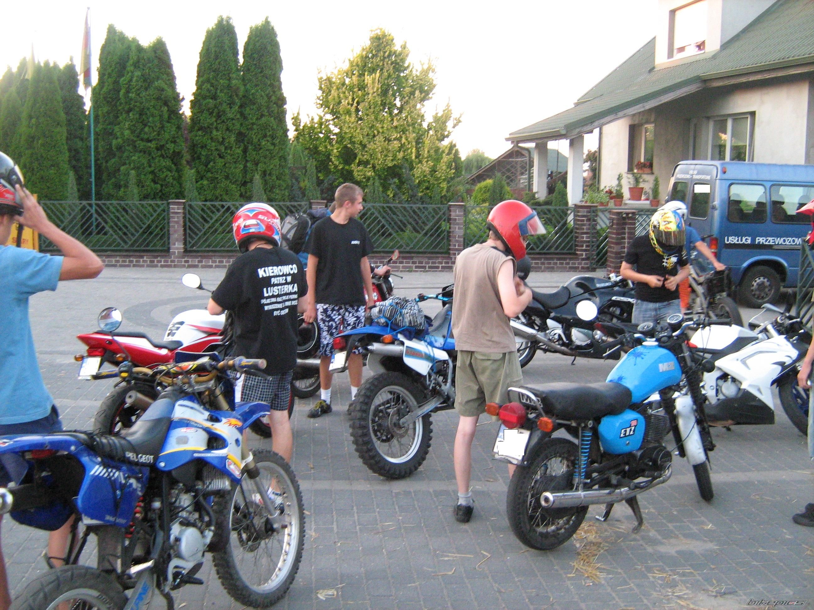 Photo 1552814