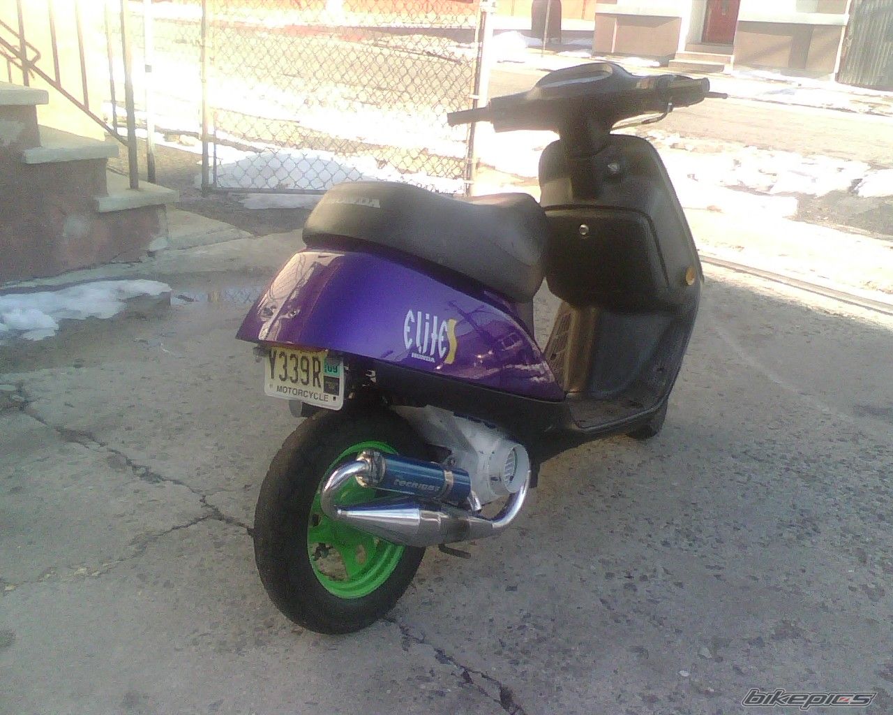Photo 1552850