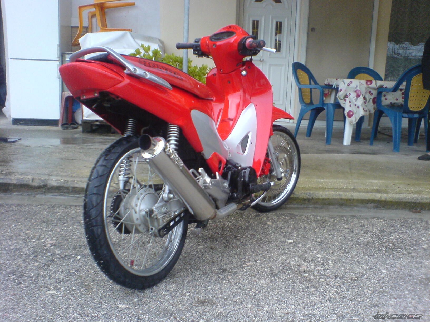 Photo 1553074