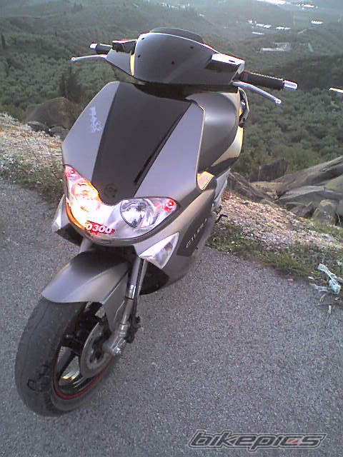 Photo 1553085