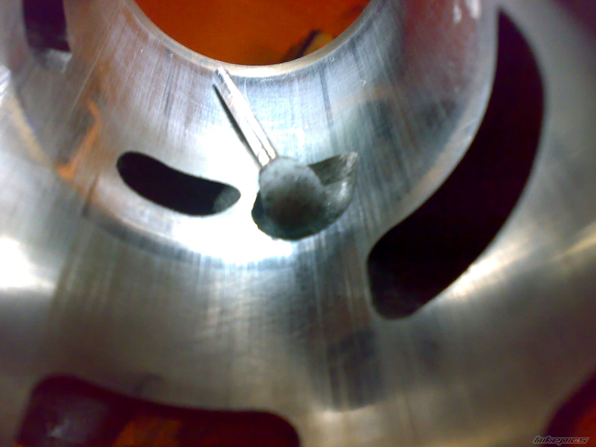 Photo 1553216