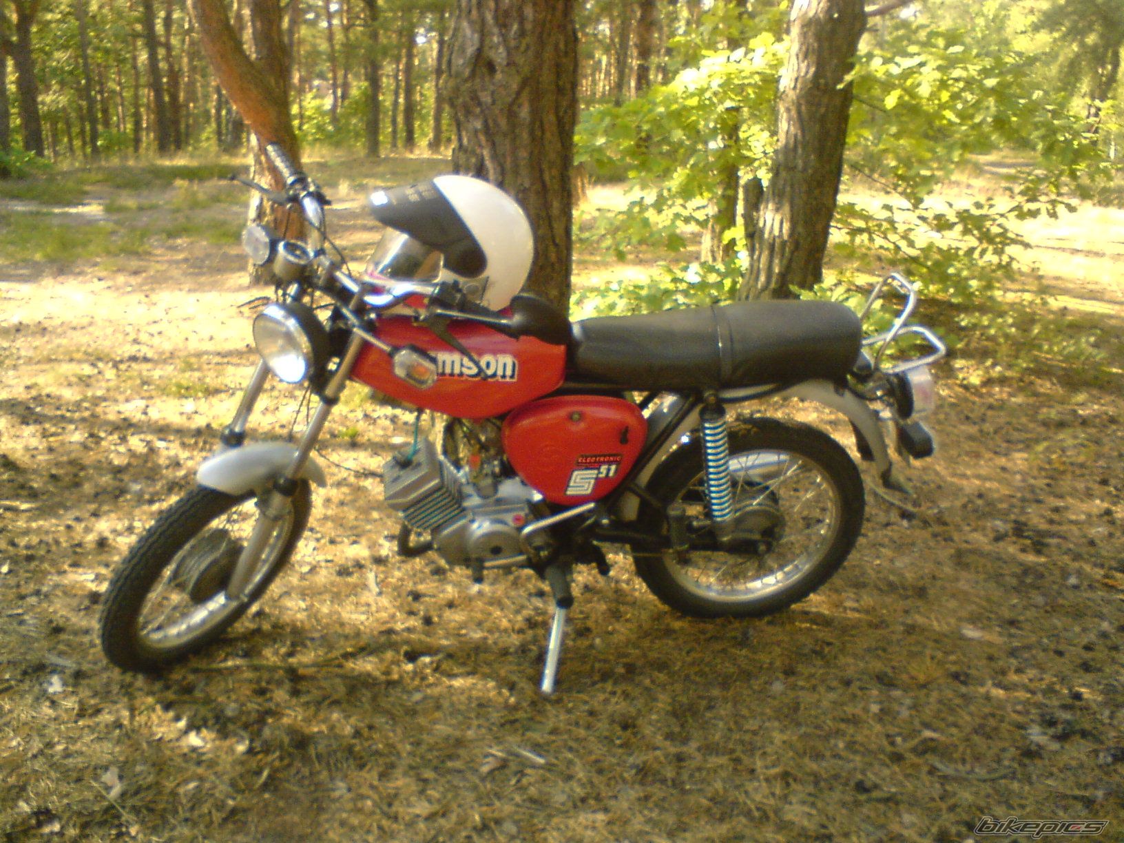 Photo 1553589