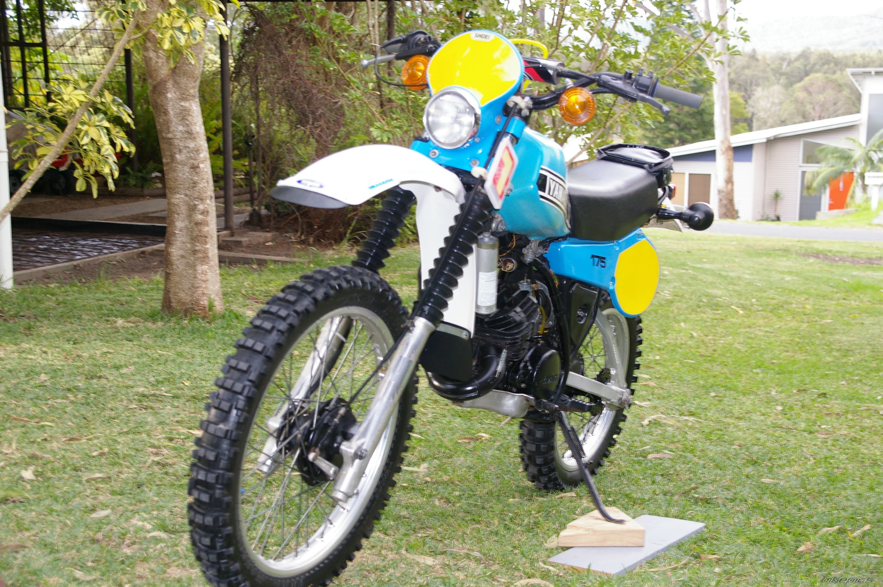 Bike Photo 1553894