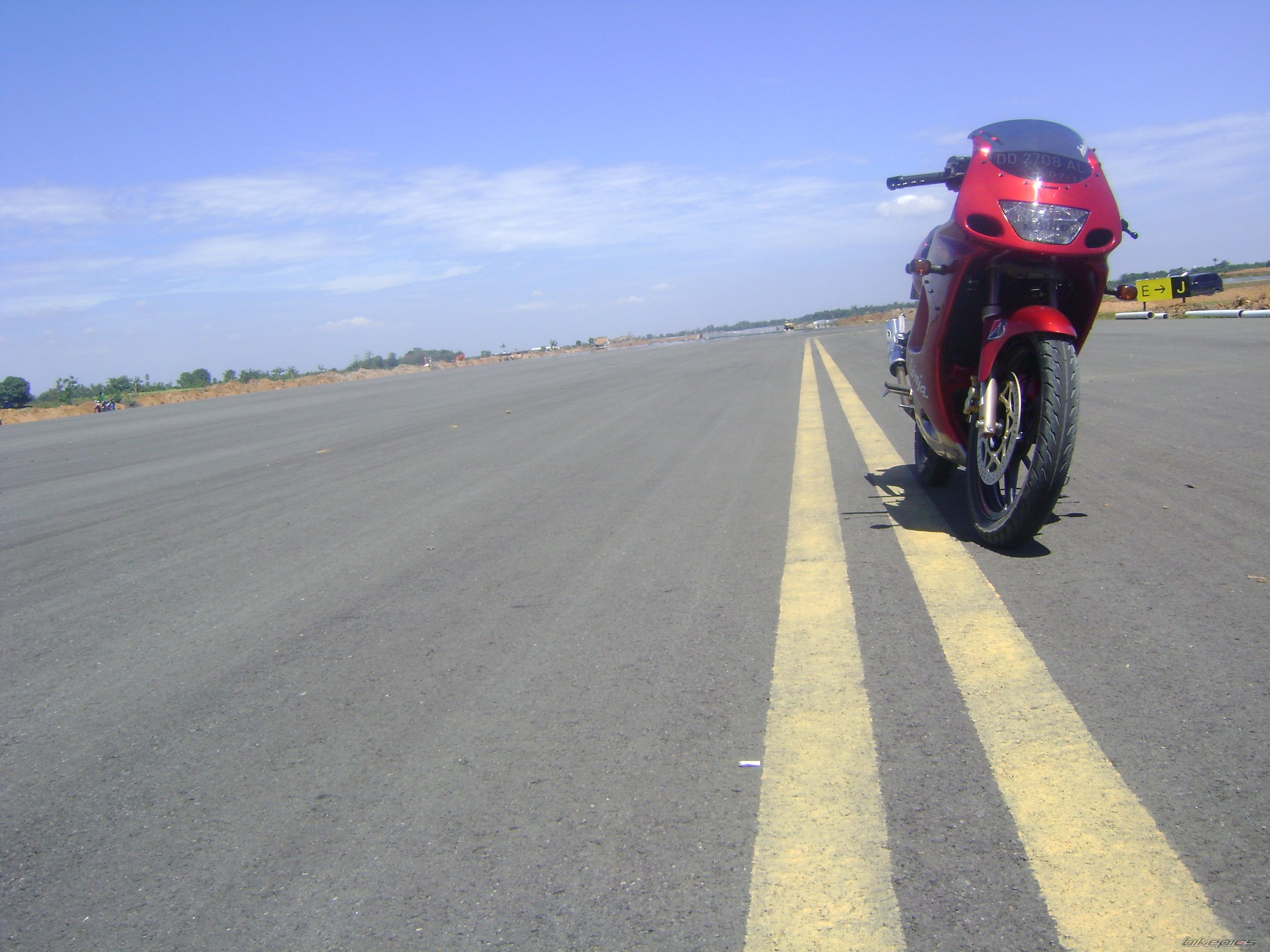 Bike Photo 1553925