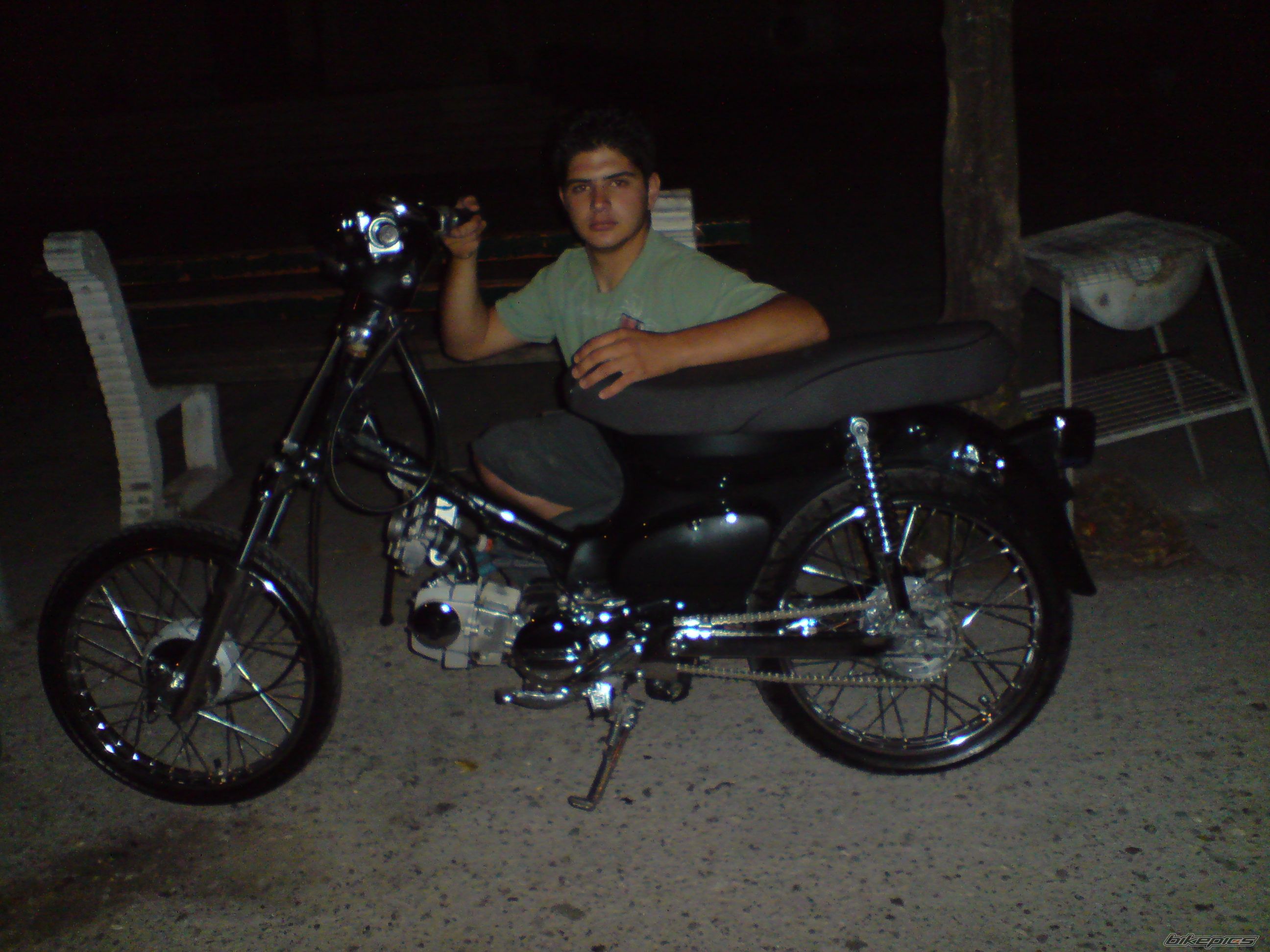 Photo 1554467