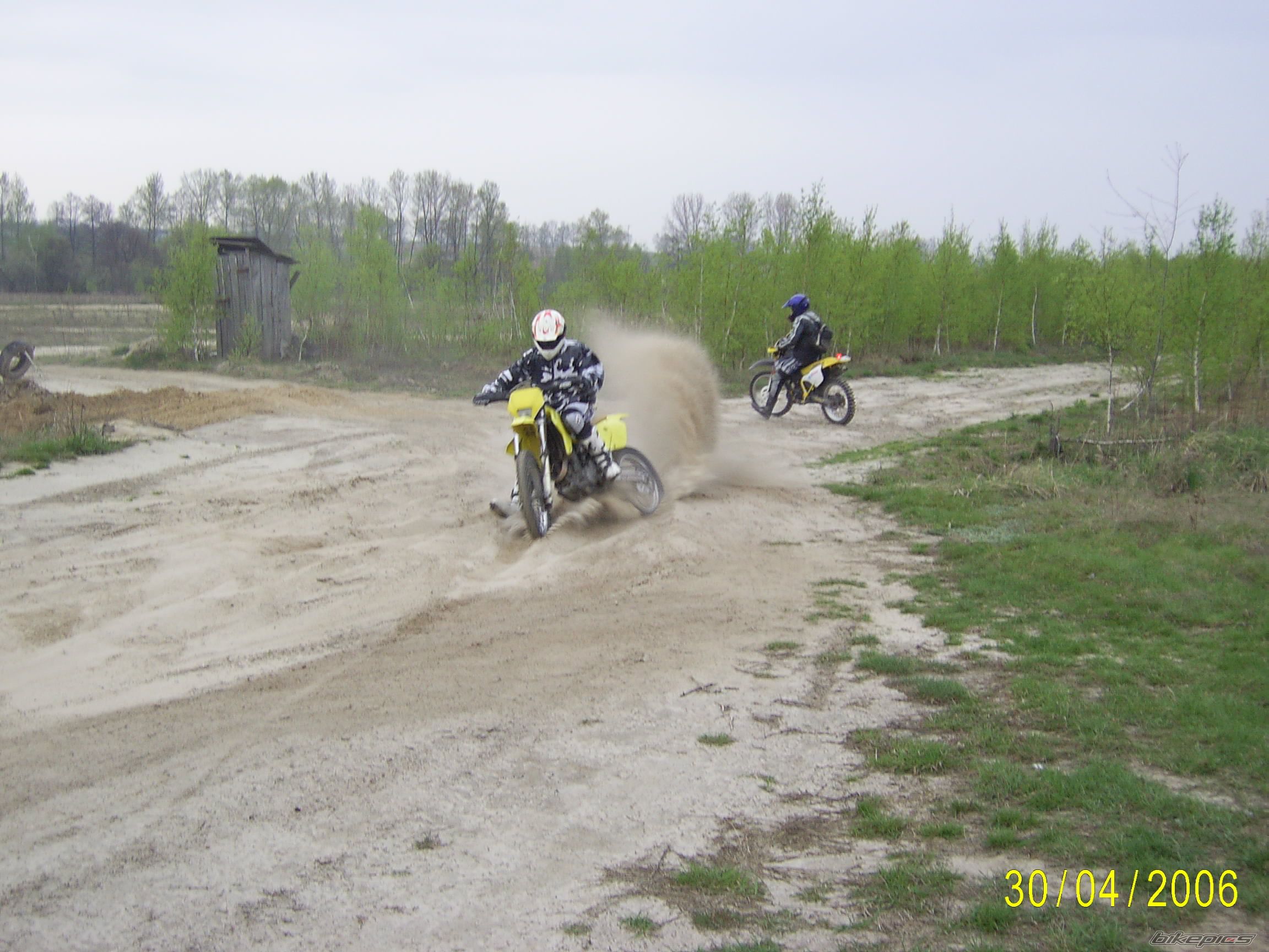 Photo 1555598