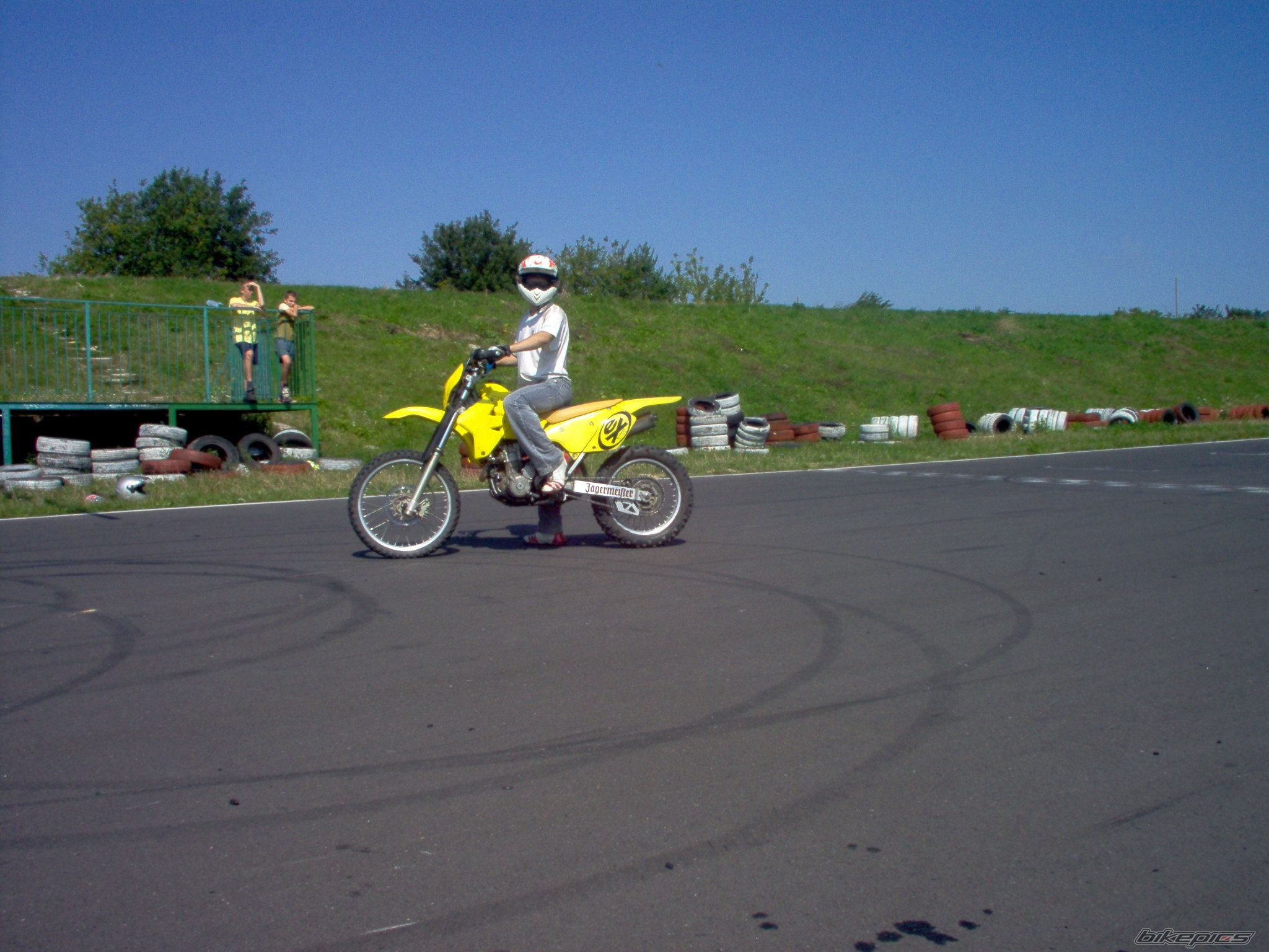 Photo 1555614