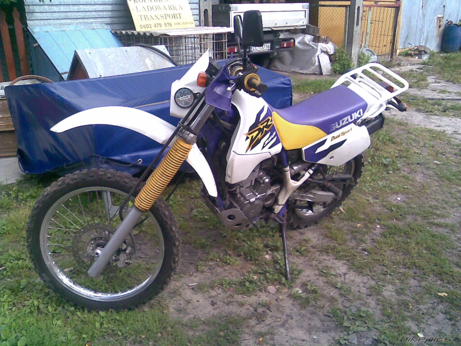 Photo 1555803