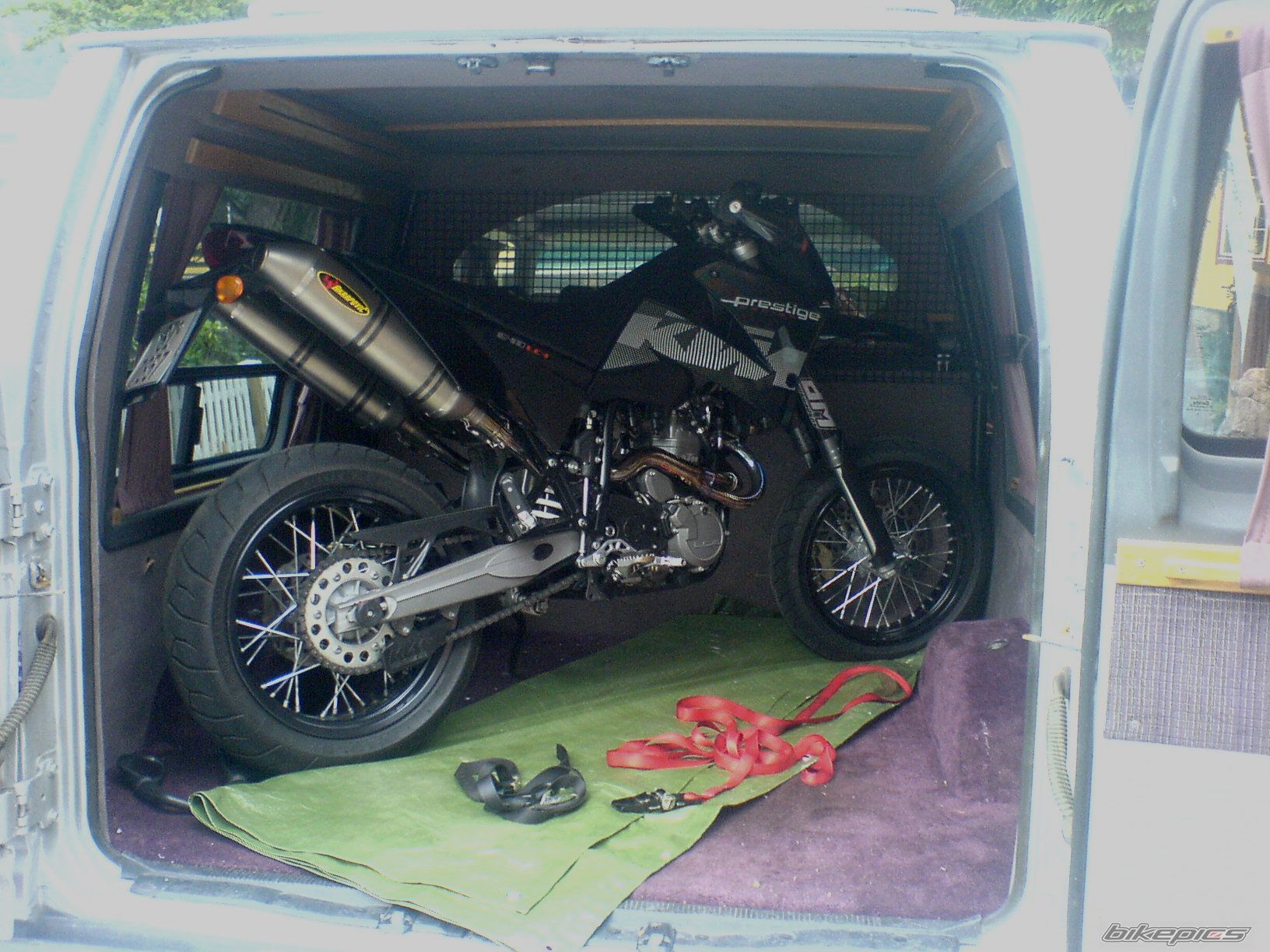 Bike Photo 1555901