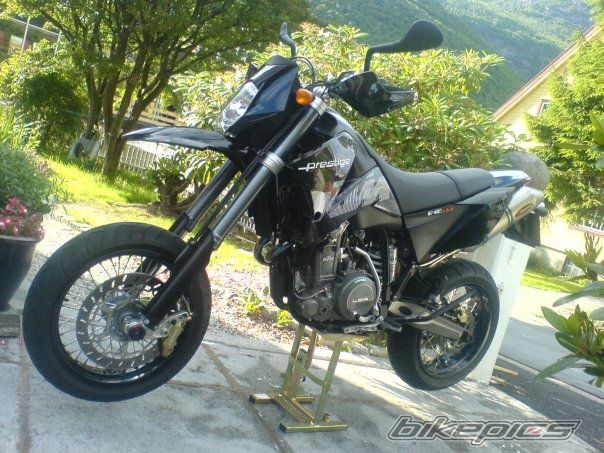 Bike Photo 1555902