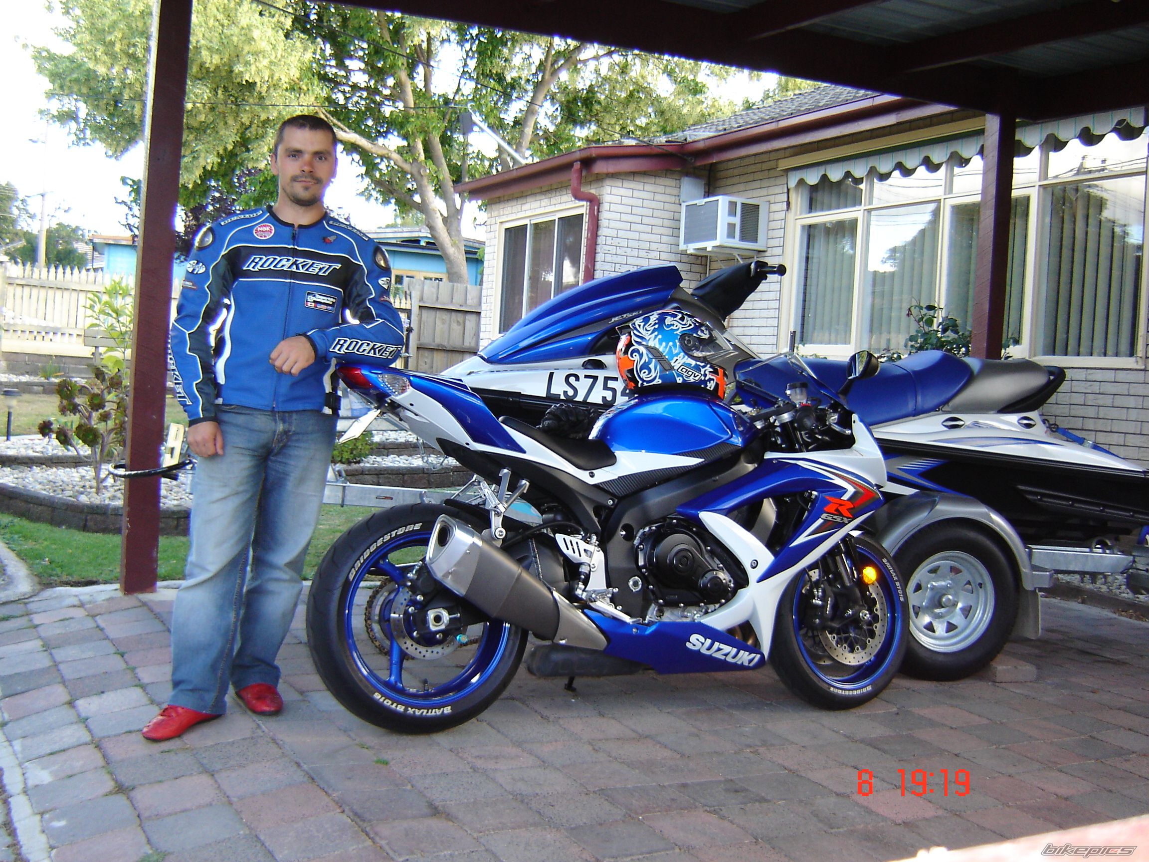 Bike Photo 1557252