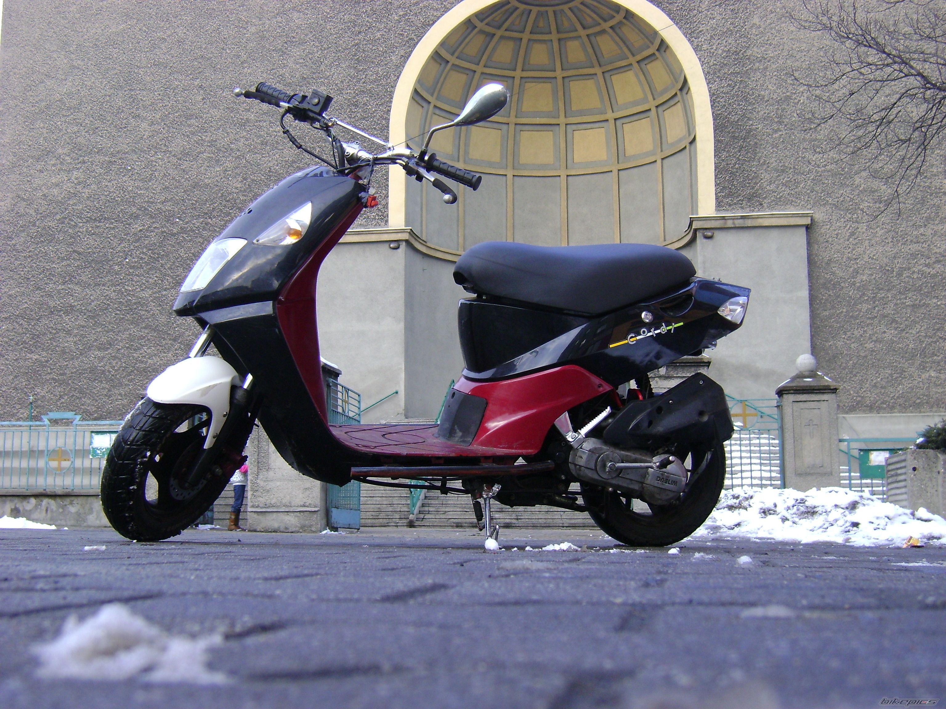 Photo 1557383