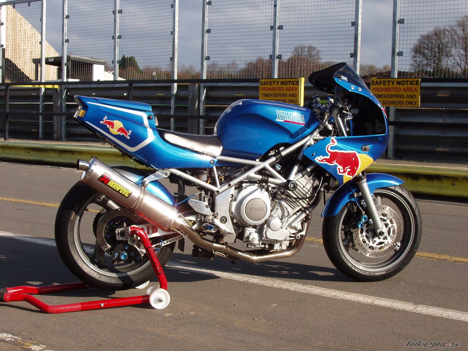 Bike Photo 1557681