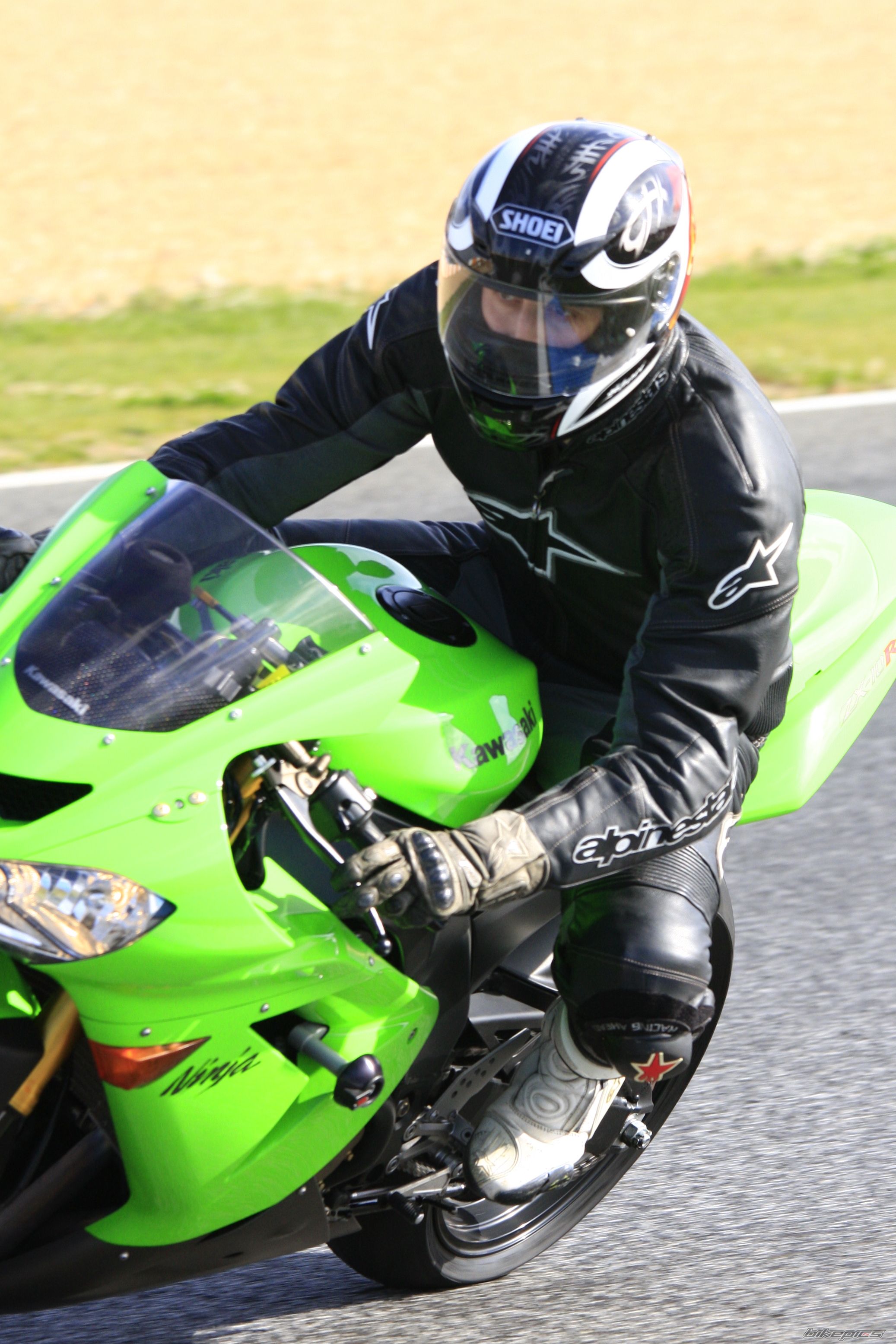 Photo 1557848