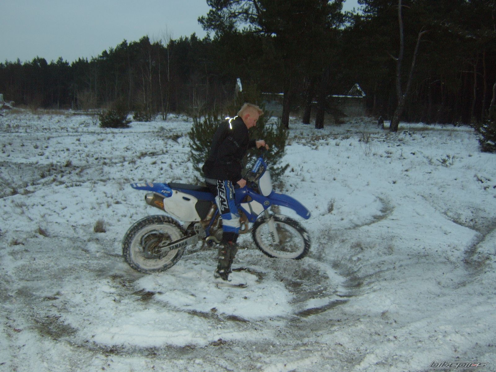 Photo 1557972