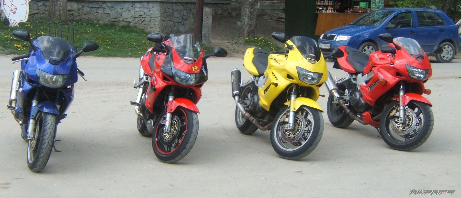 Bike Photo 1558173