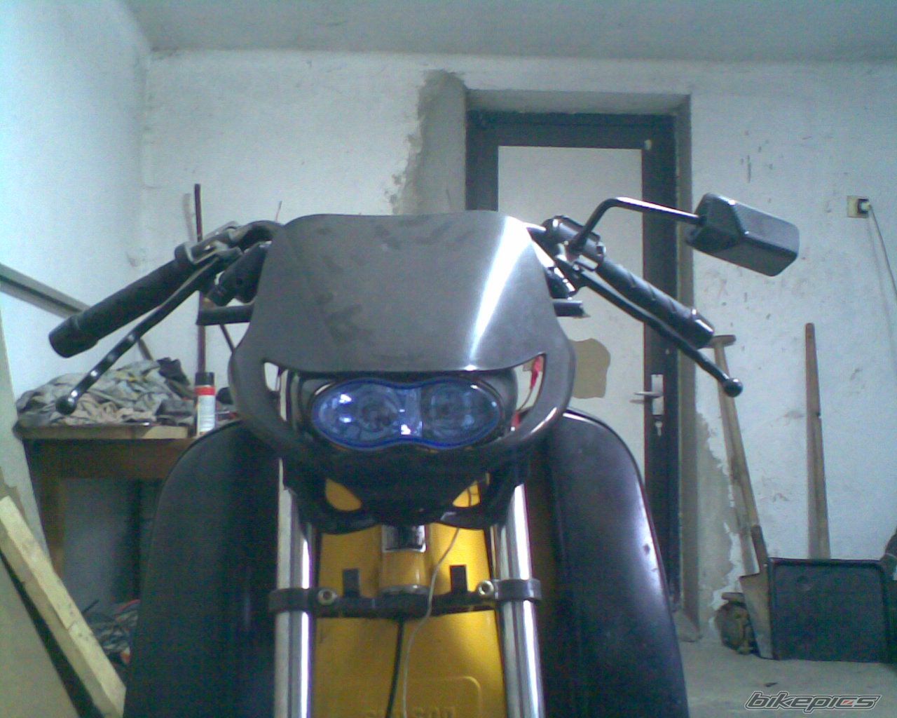 Photo 1558336