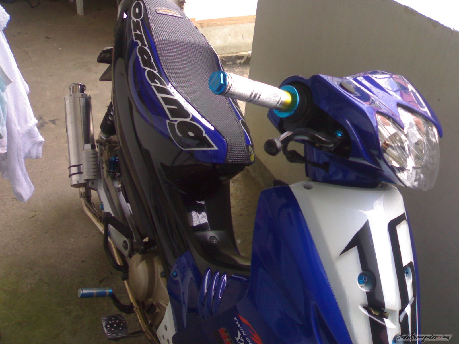 Photo 1558809