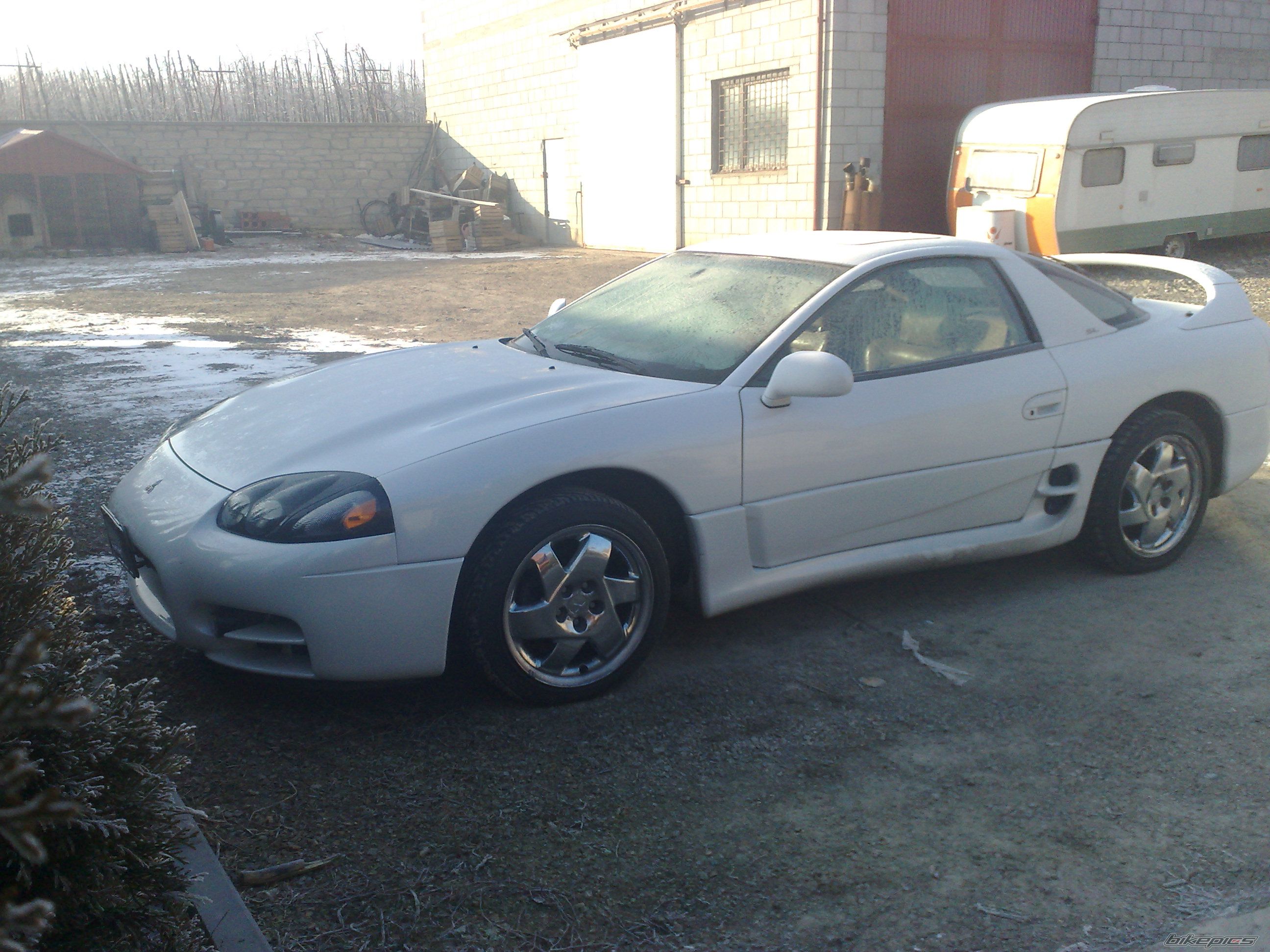 Photo 1560027