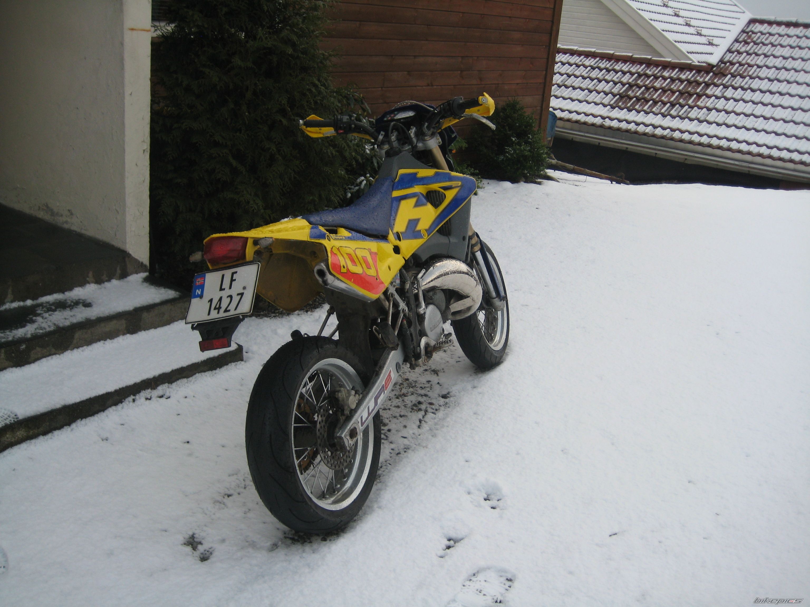 Photo 1560280