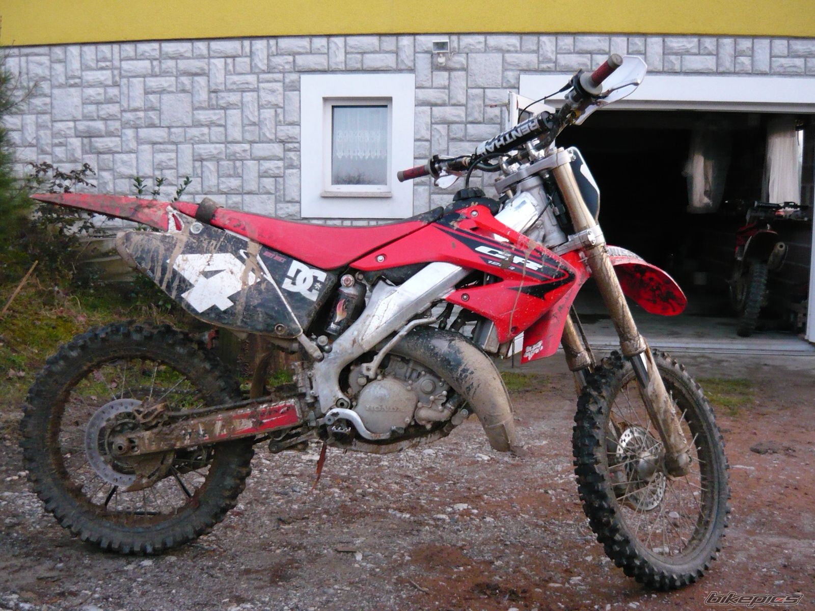 Photo 1560375