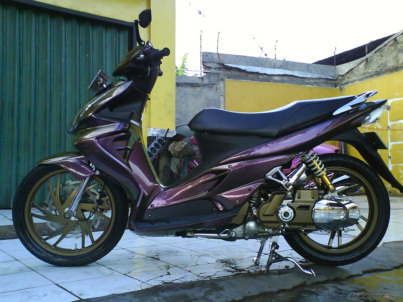 Bike Photo 1561095