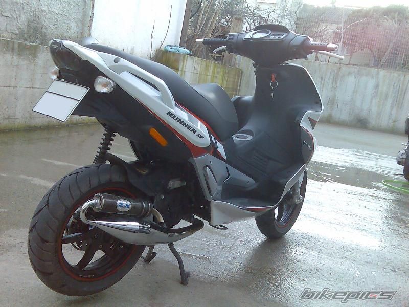 Photo 1561674