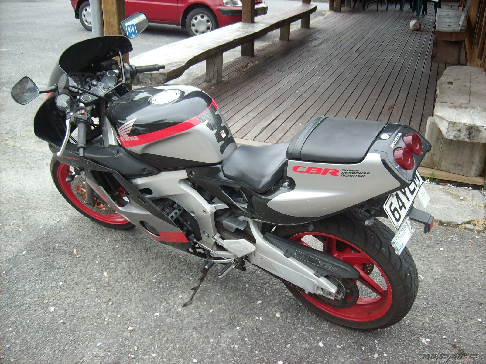Photo 1561859