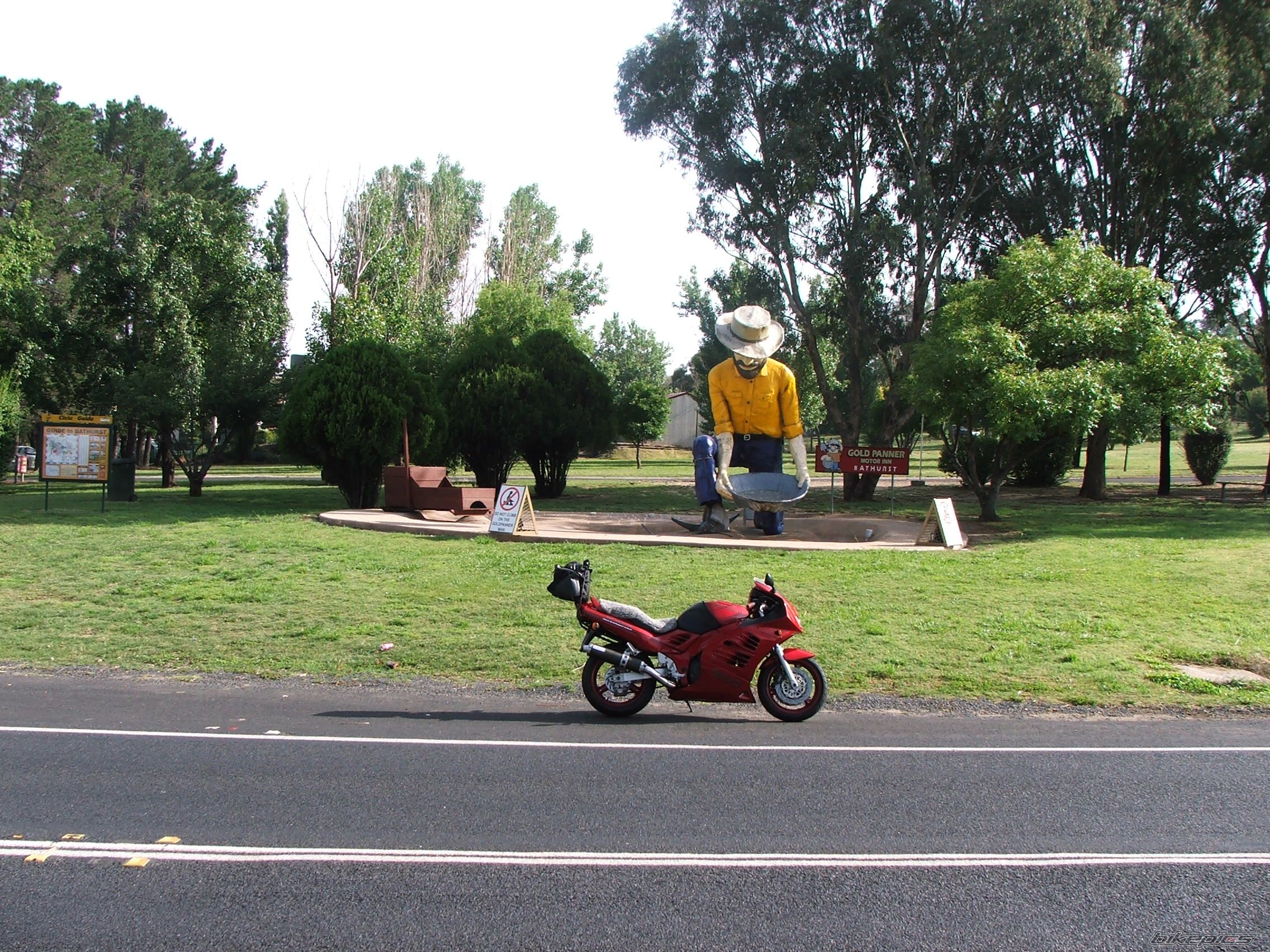 Photo 1562026