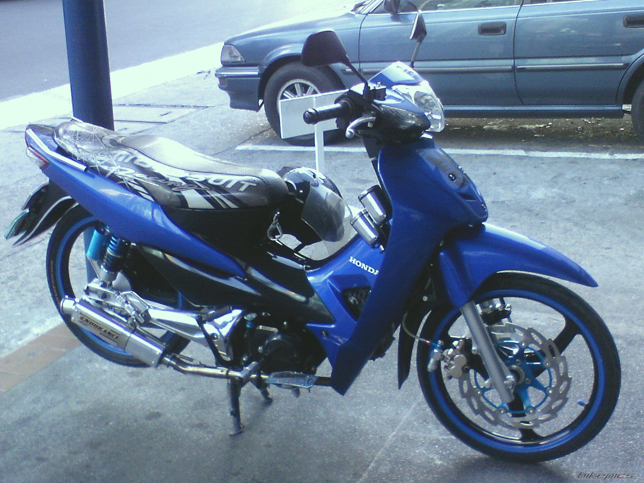 Photo 1562172