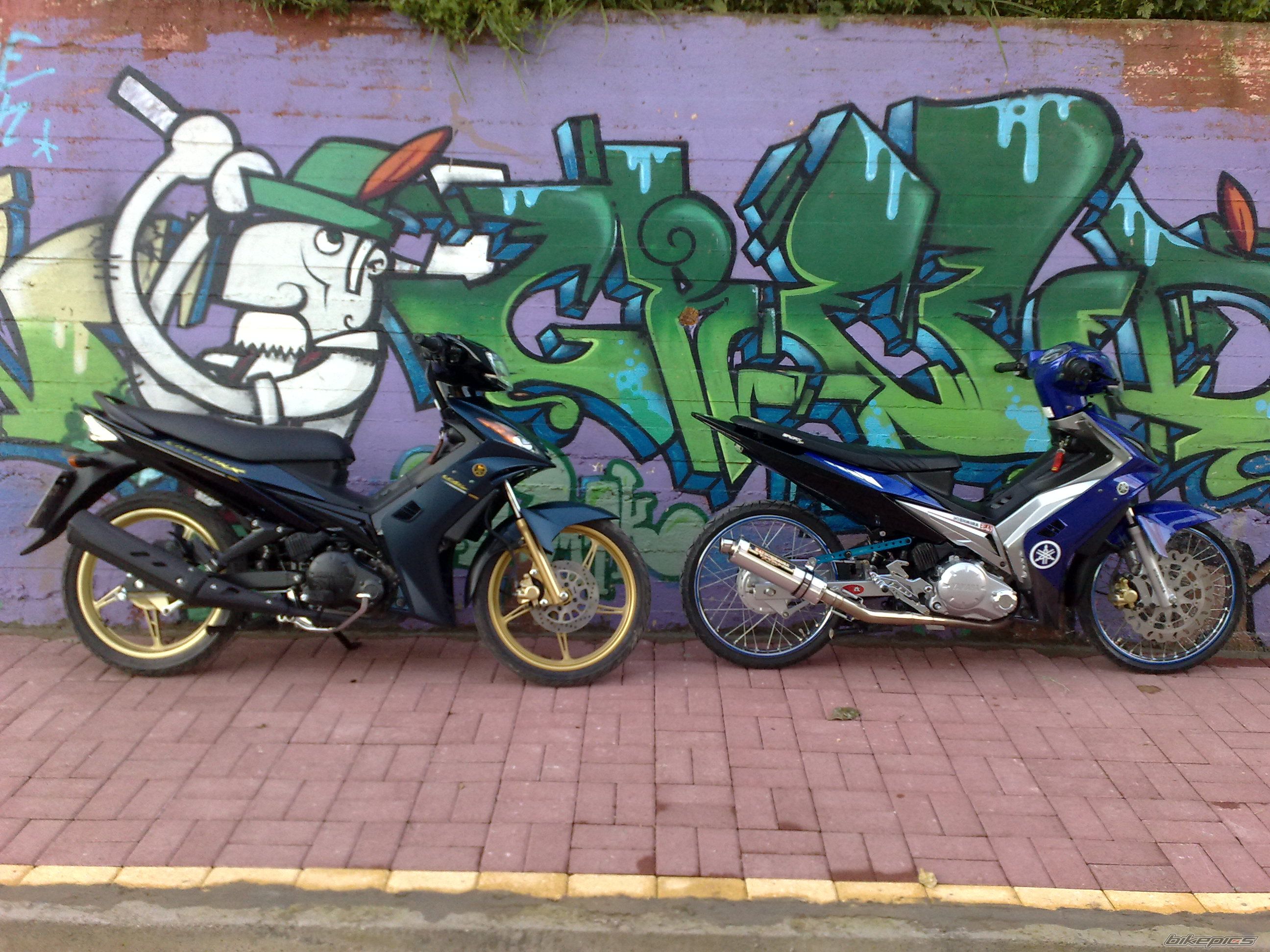 Photo 1562206