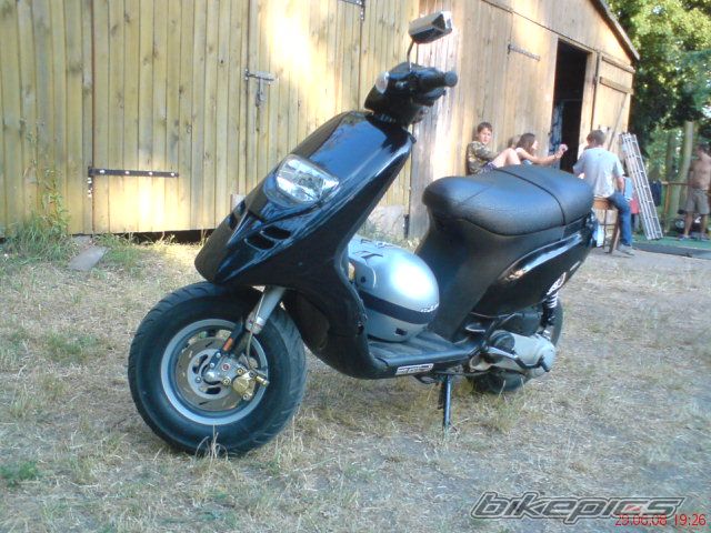 Photo 1562222