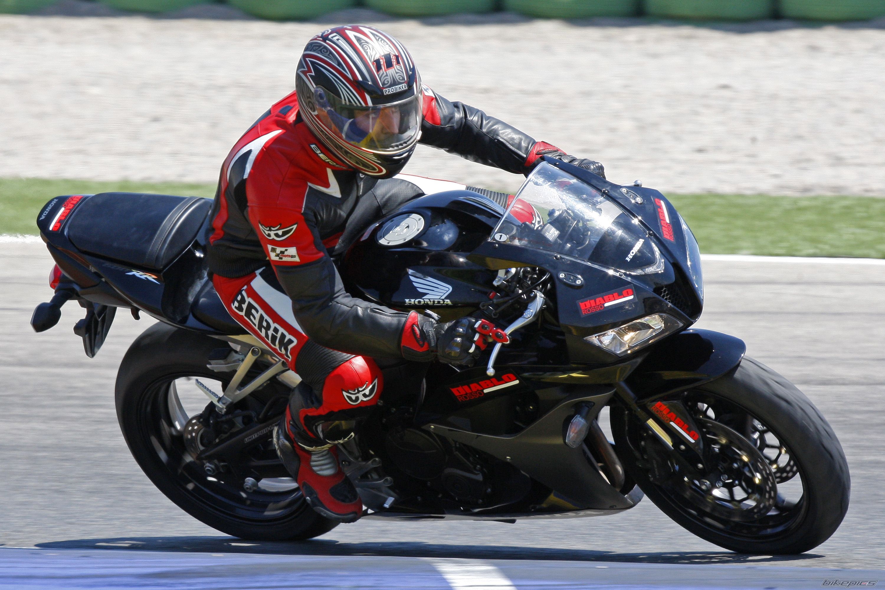 Bike Photo 1562260