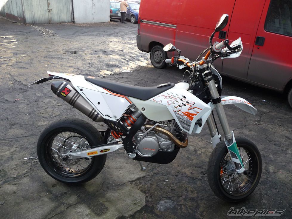 Photo 1562707