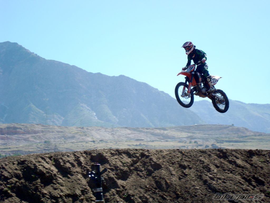 Photo 1562789