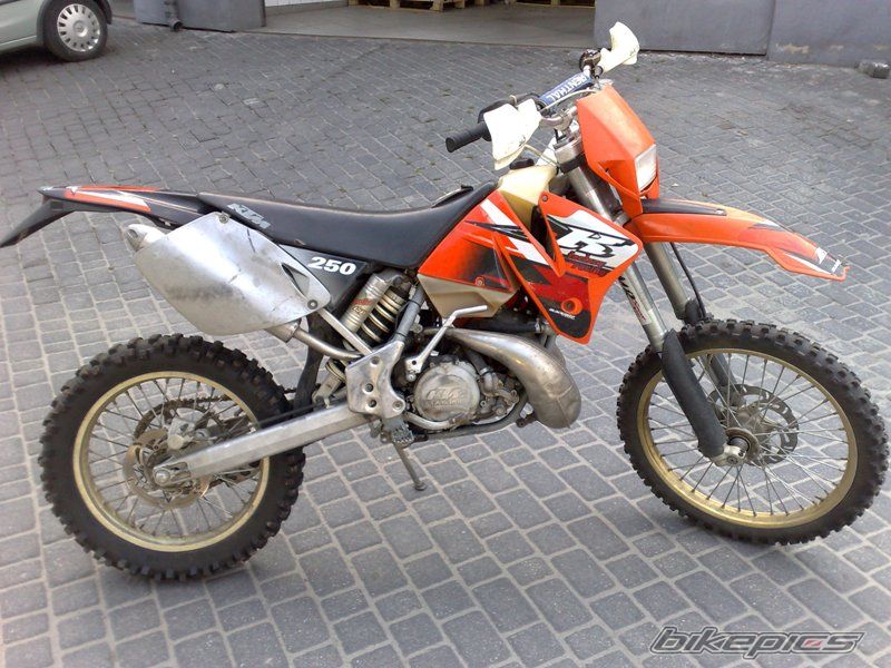 Bike Photo 1562836