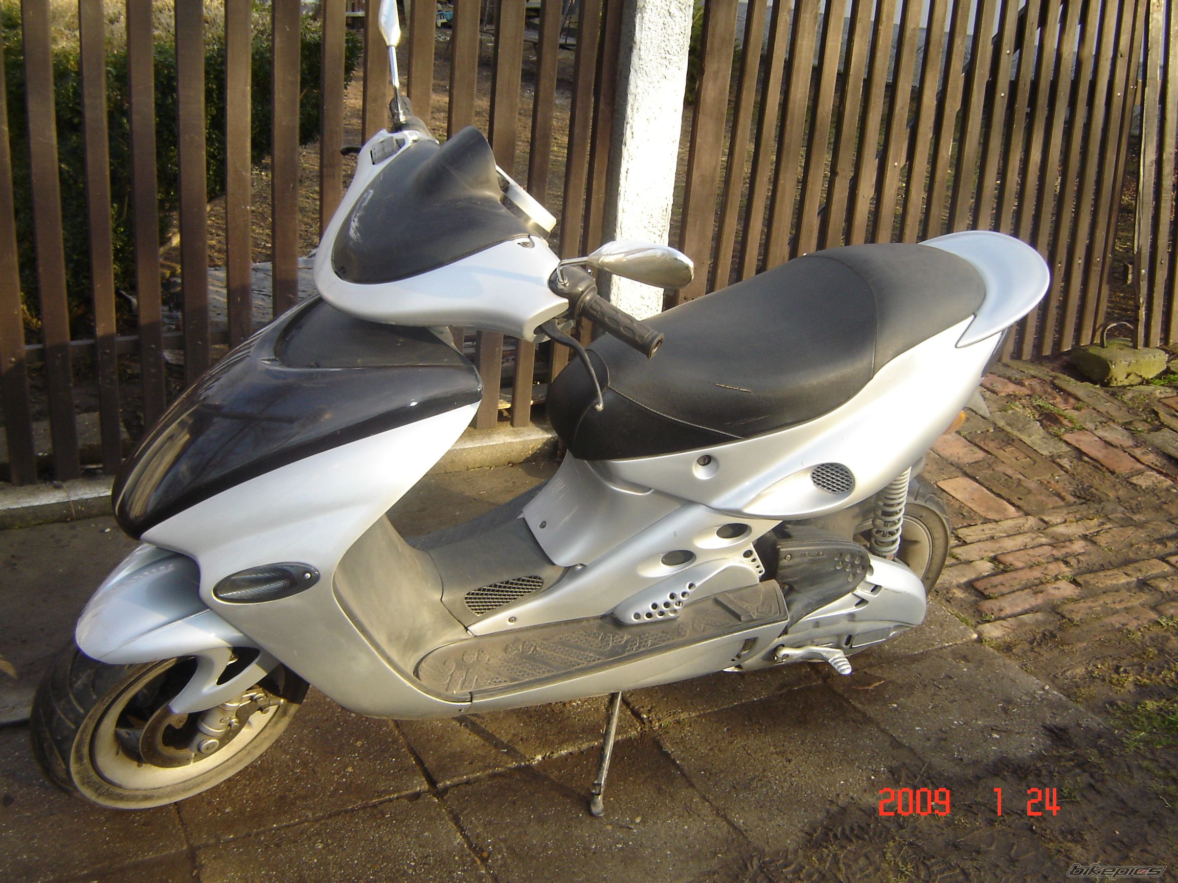Bike Photo 1562867