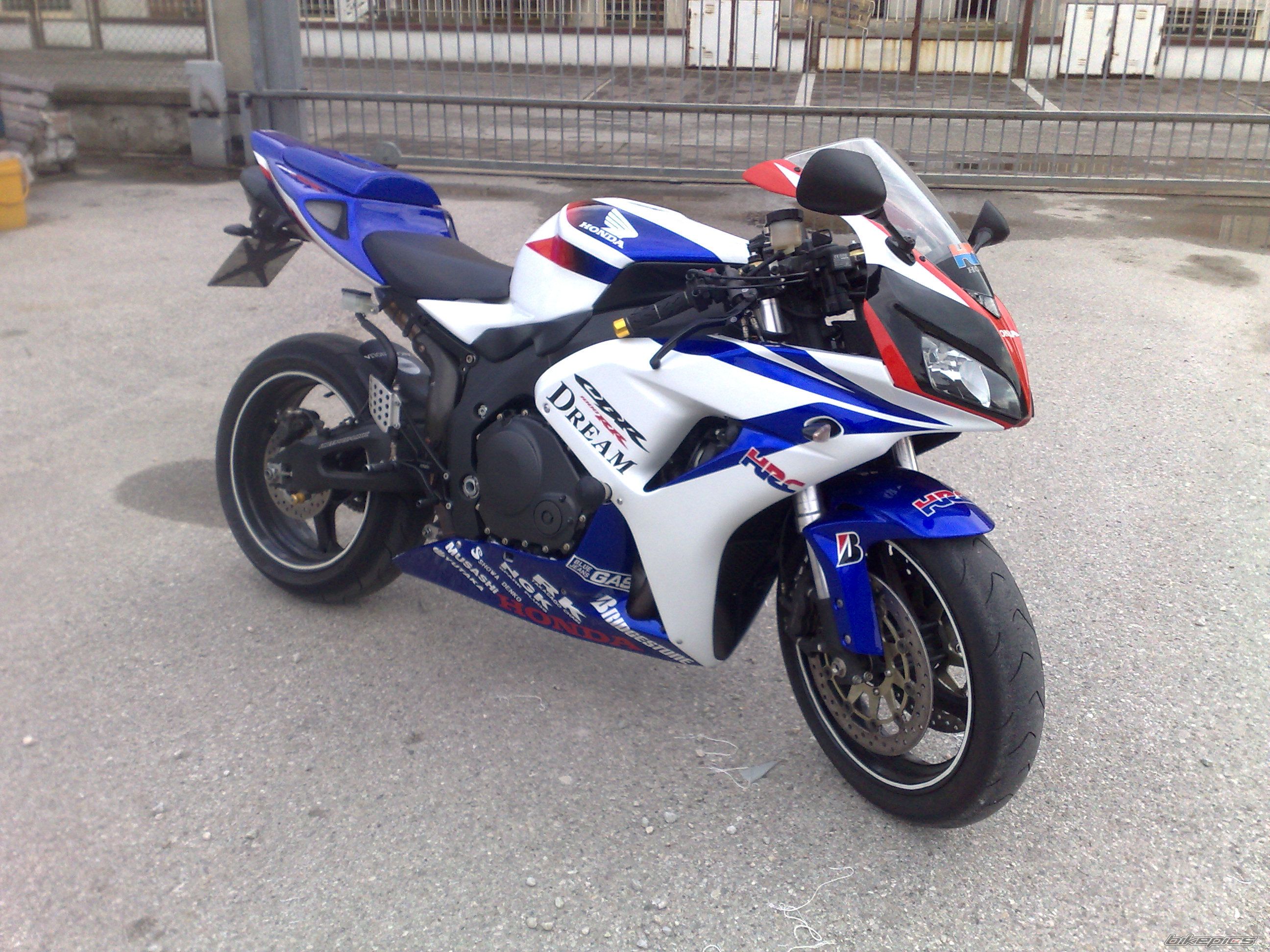 Bike Photo 1562905