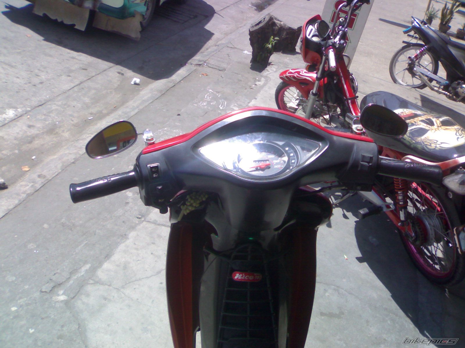 Photo 1563072
