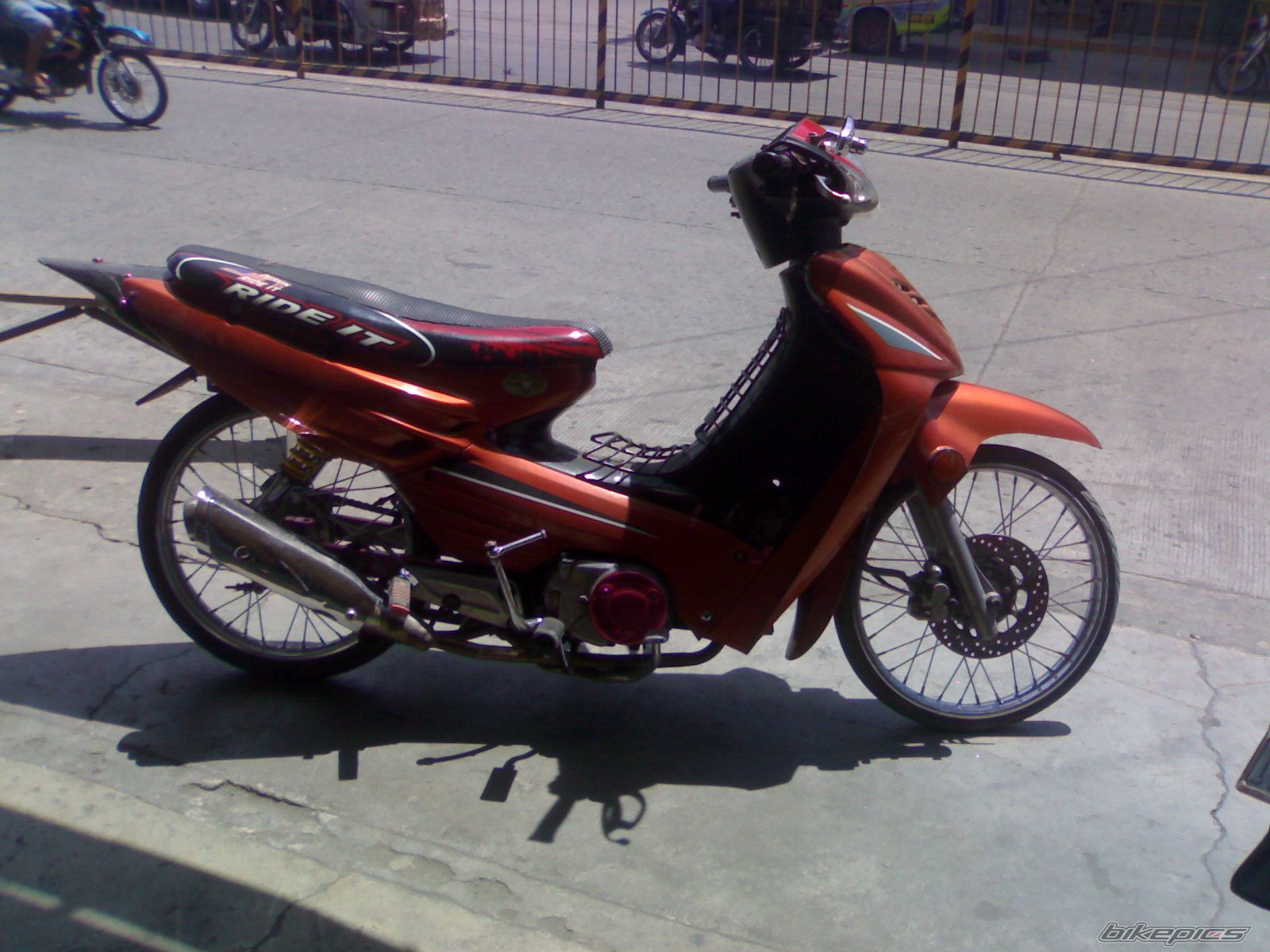 Photo 1563075