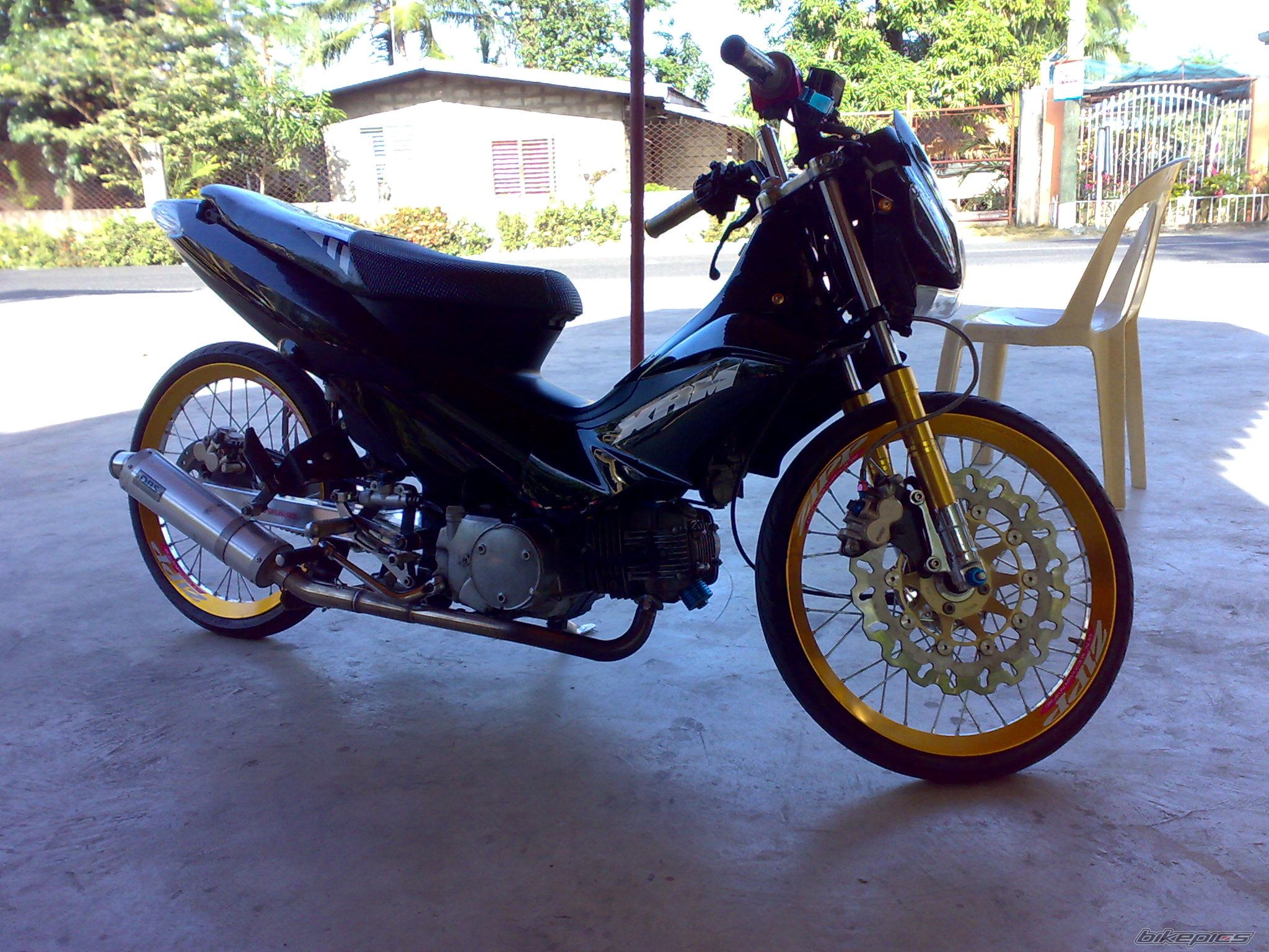 Photo 1563129