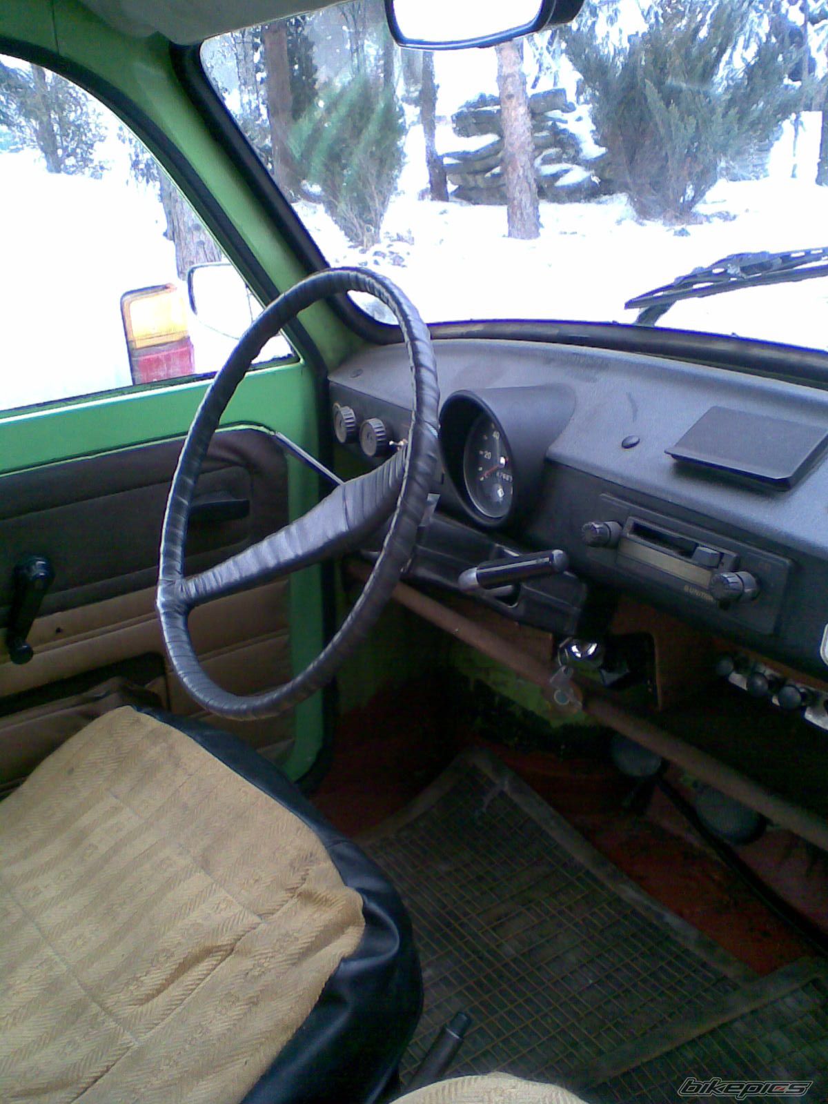 Photo 1563151