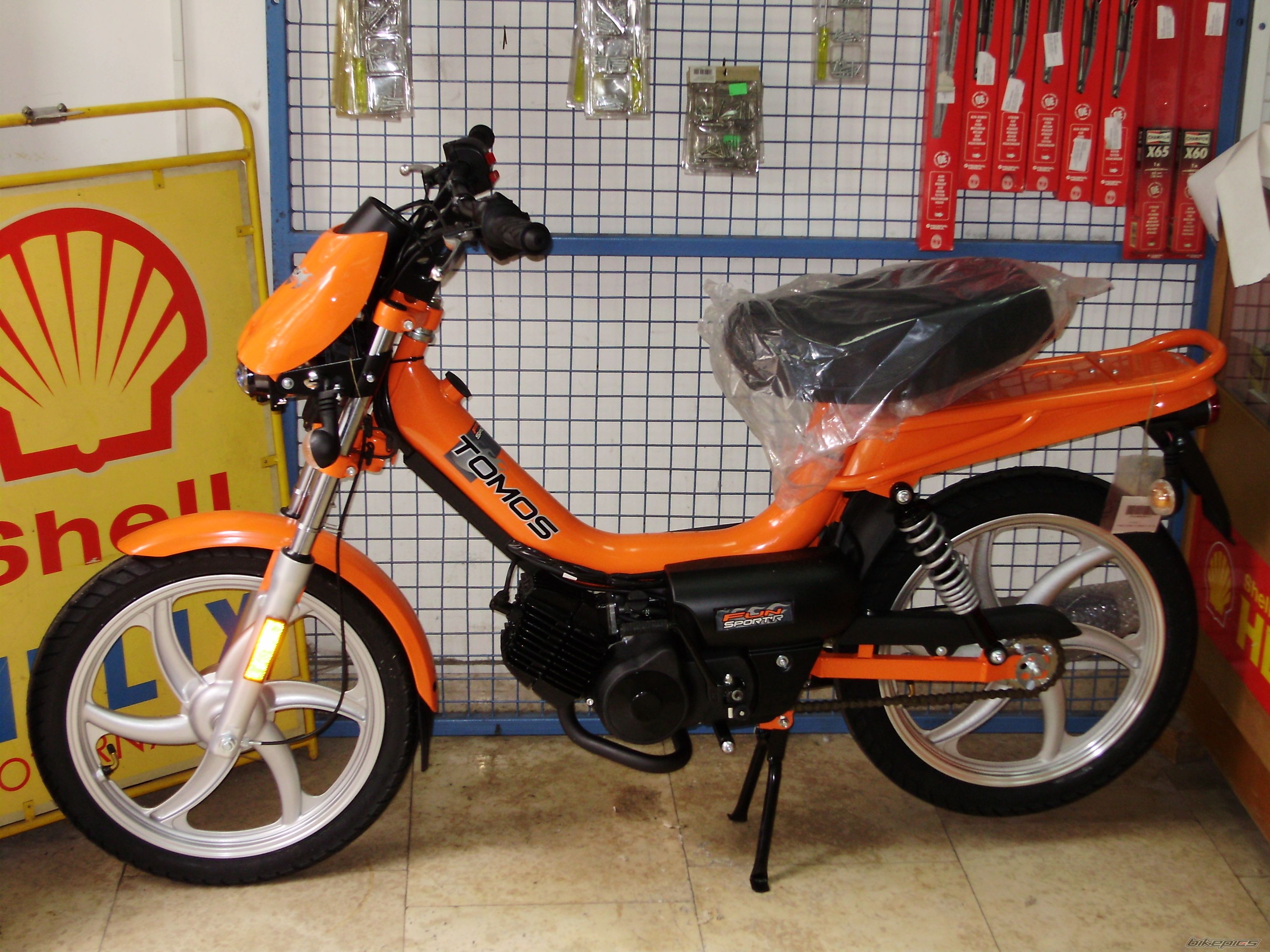 Photo 1563293